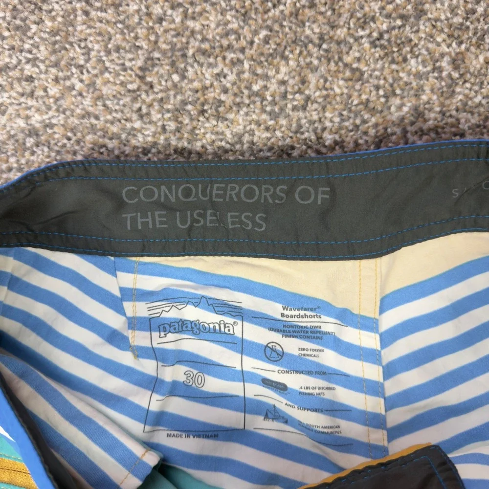 Patagonia Wavefarer Boardshorts Mens 30 Striped Blue Orange Recycled Nylon Swim